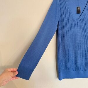 NEW The Limited Lightweigt Sweater Sz L Blue Merino Wool Open Weave Work V-Neck